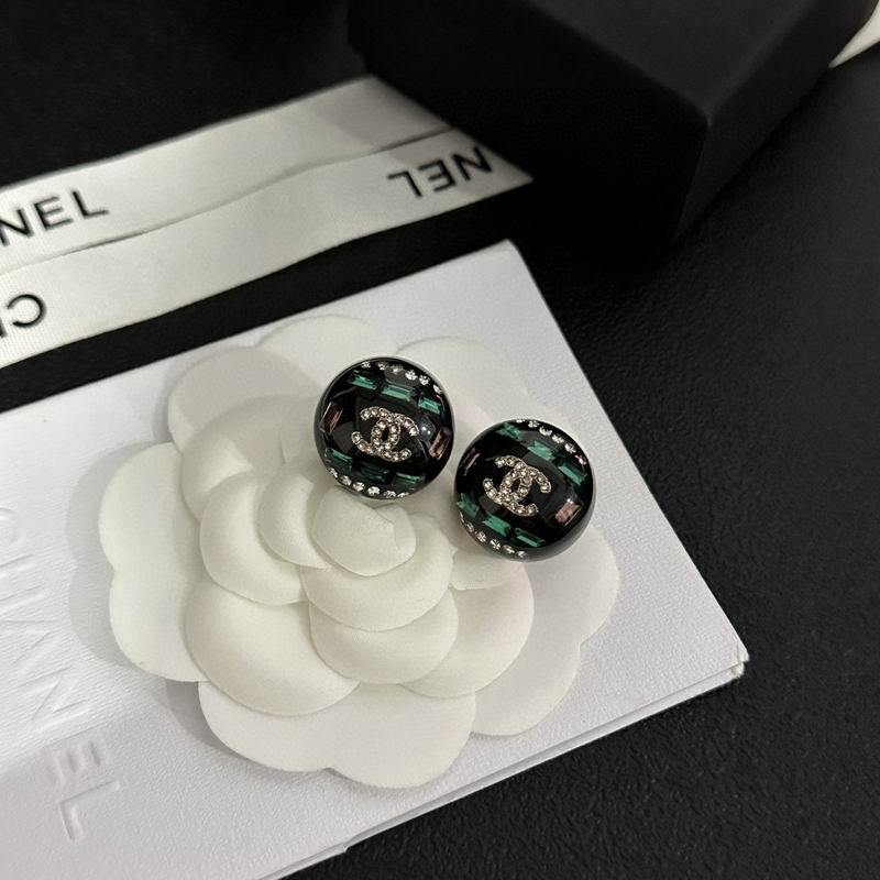 Chanel Earrings 556